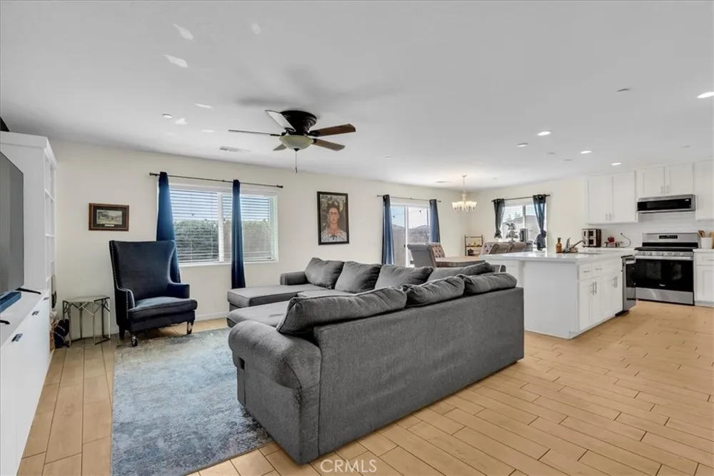 2439 Madeline Drive Hanford, CA 93230