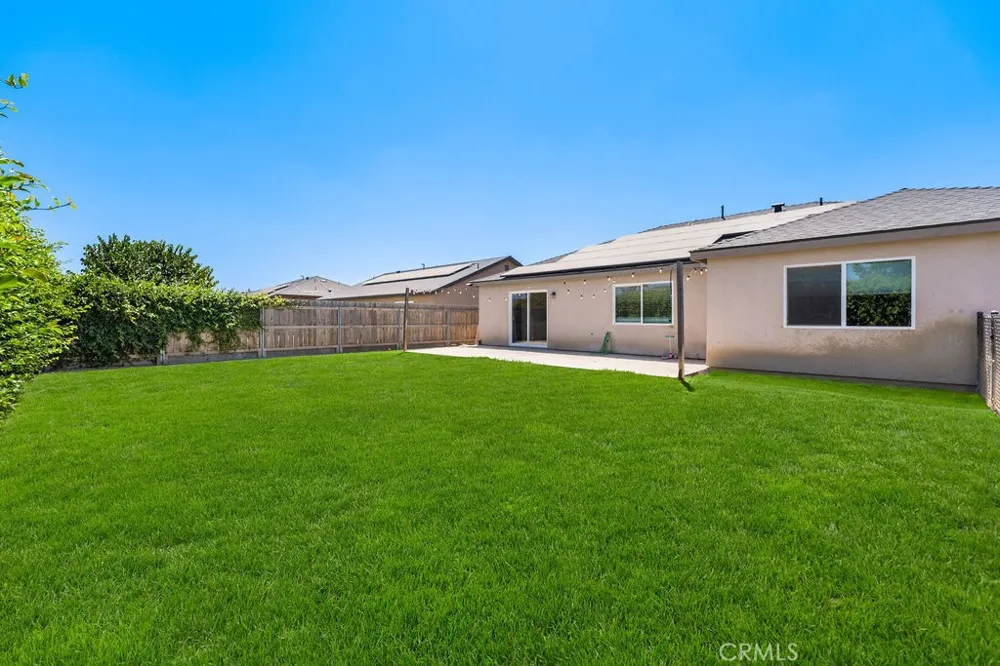 2439 Madeline Drive Hanford, CA 93230
