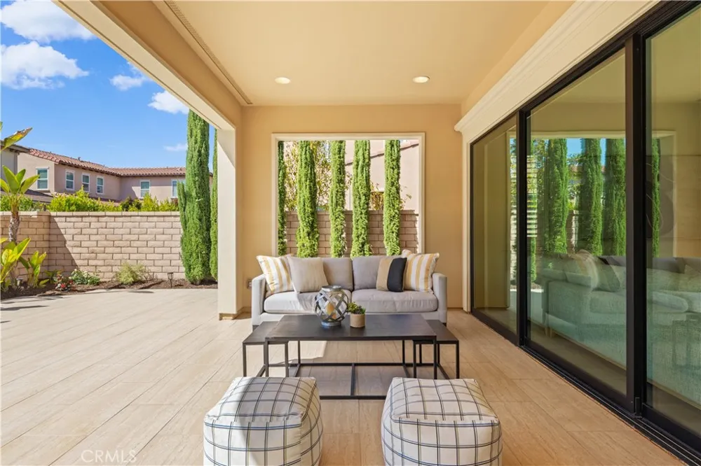 17 Swift Lake Forest, CA 92630