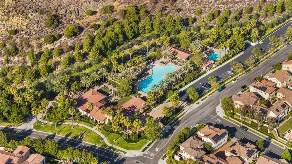 17 Swift Lake Forest, CA 92630