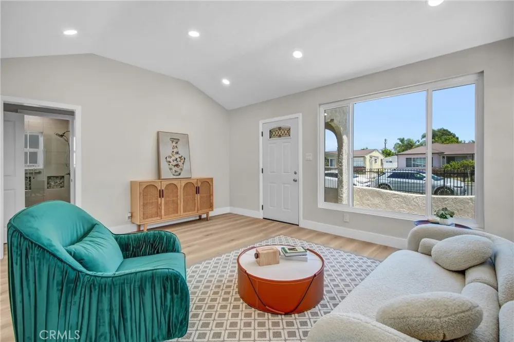 3829 Clark Avenue El Monte, CA 91731