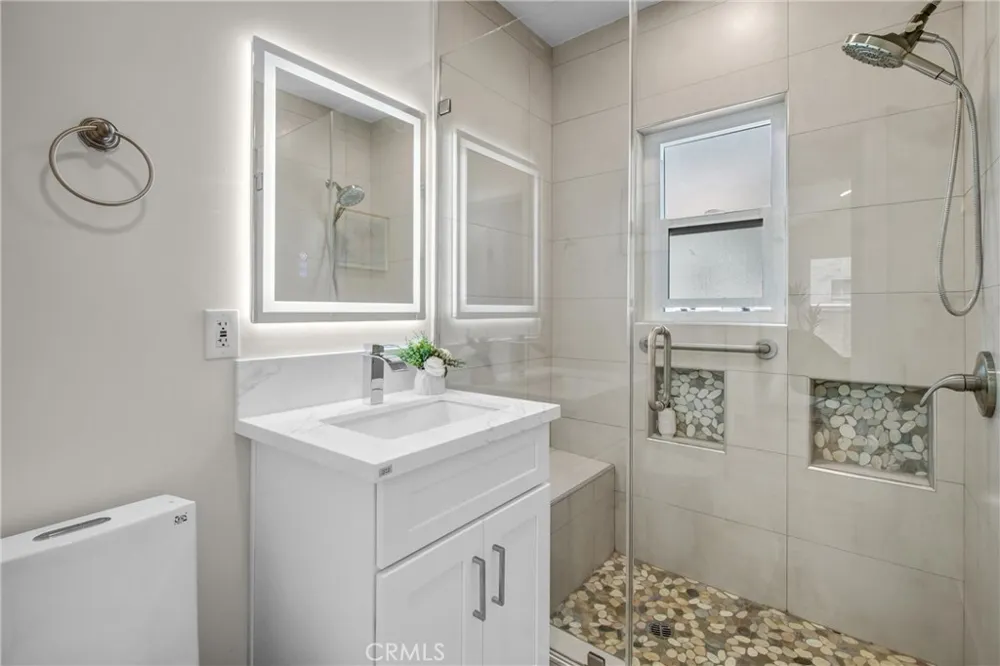 3829 Clark Avenue El Monte, CA 91731