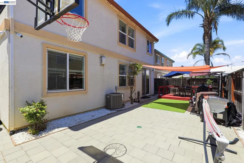 1205 Nellis Ct Pittsburg, CA 94565