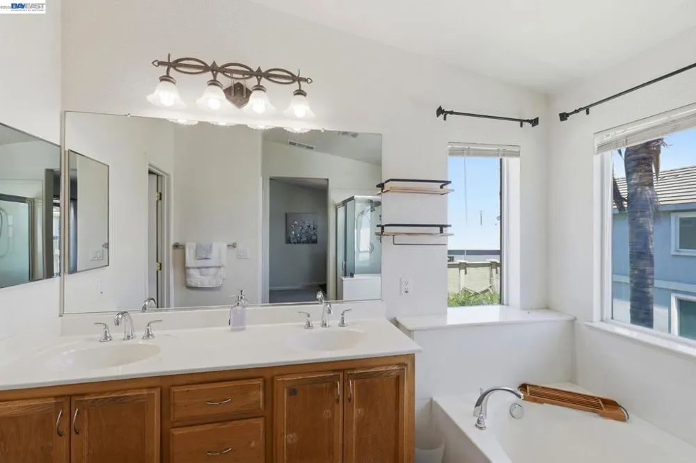 1205 Nellis Ct Pittsburg, CA 94565