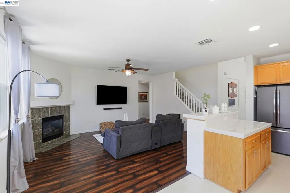 1205 Nellis Ct Pittsburg, CA 94565