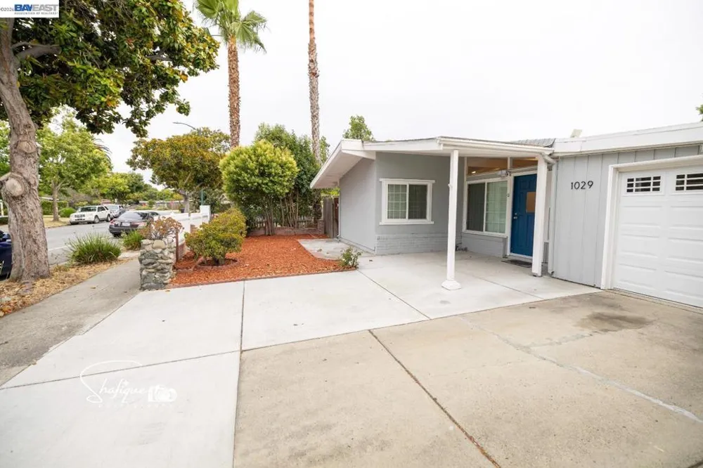 1029 Blazingwood Dr Sunnyvale, CA 94089