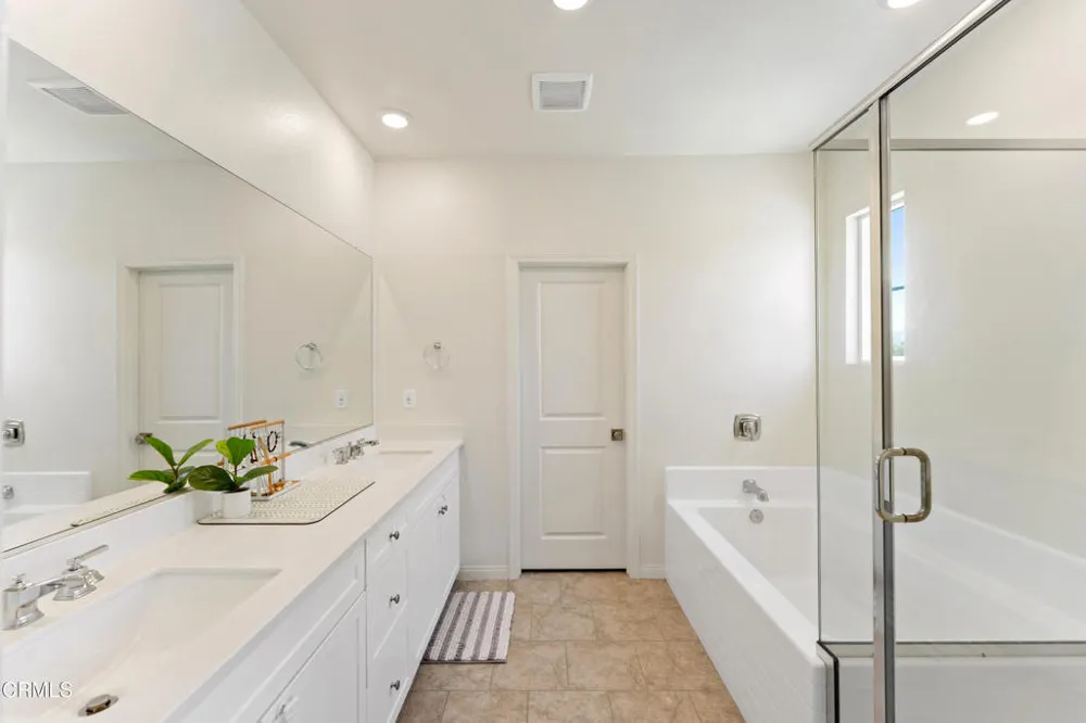 2169 Pomegranate Street Santa Paula, CA 93060