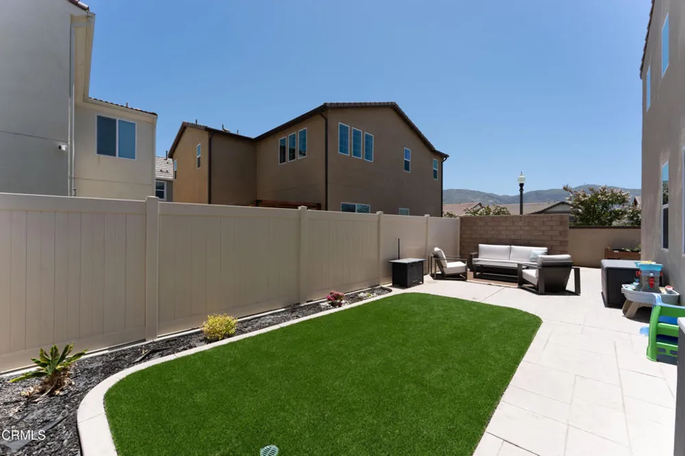 2169 Pomegranate Street Santa Paula, CA 93060