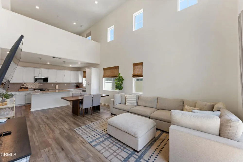 2169 Pomegranate Street Santa Paula, CA 93060