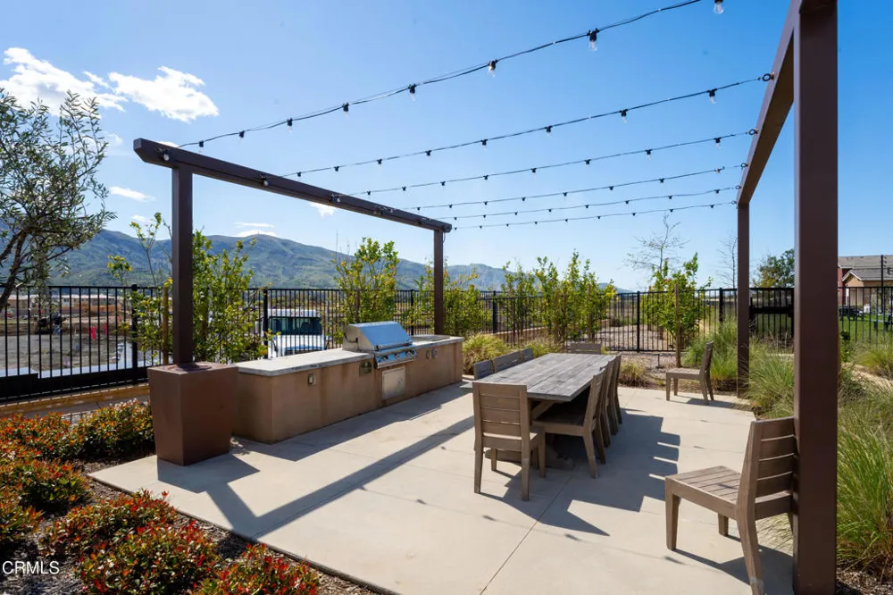 2169 Pomegranate Street Santa Paula, CA 93060