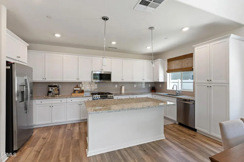 2169 Pomegranate Street Santa Paula, CA 93060