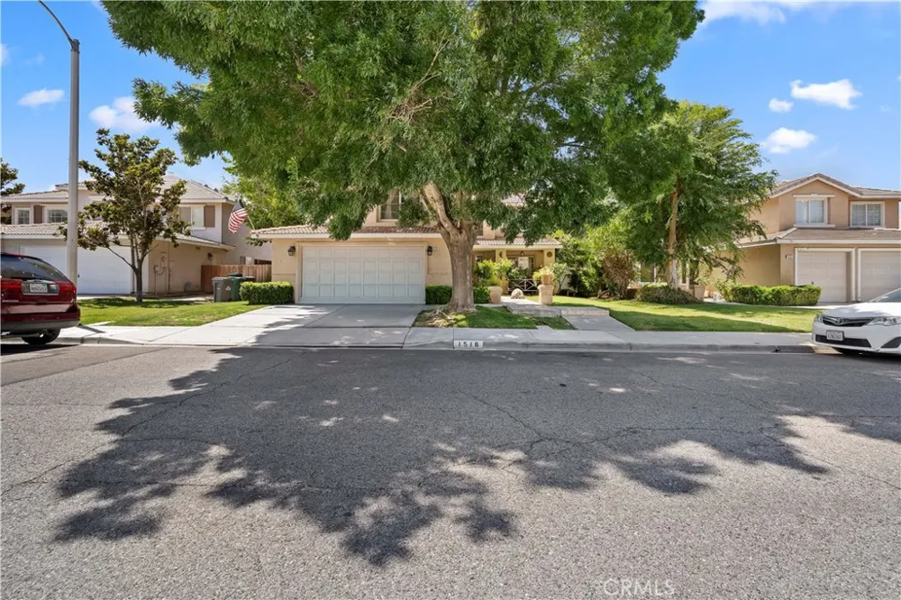 1516 W Avenue H4 Lancaster, CA 93534