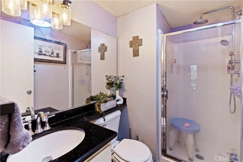 1516 W Avenue H4 Lancaster, CA 93534