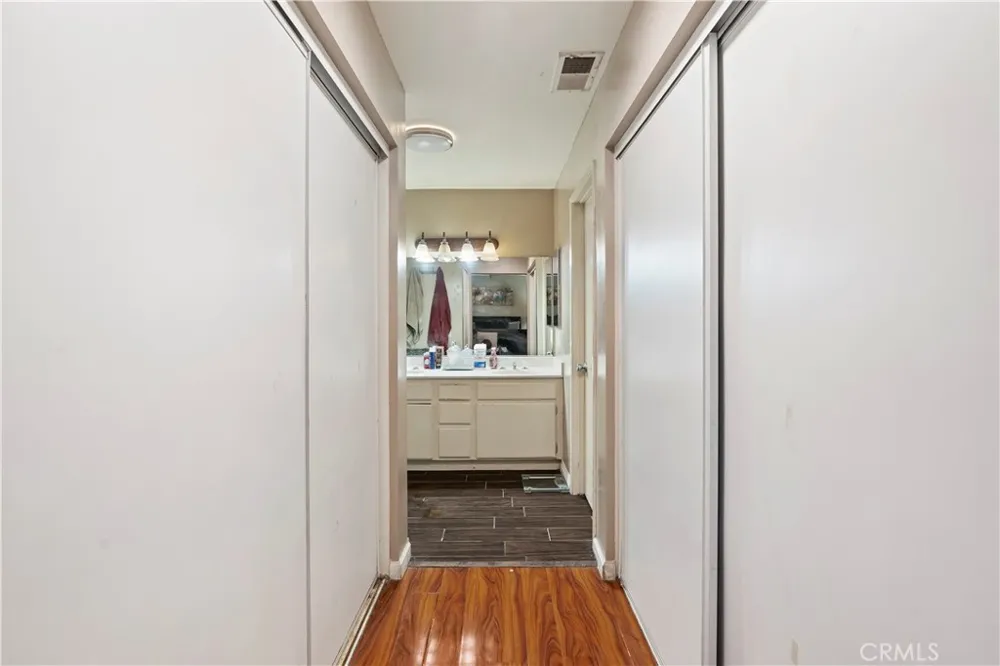 1516 W Avenue H4 Lancaster, CA 93534