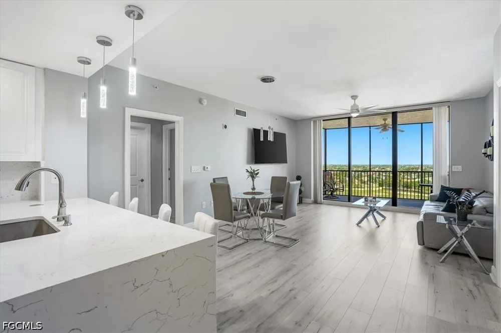 Cape Harbour Drive #906 Cape Coral, FL 33914