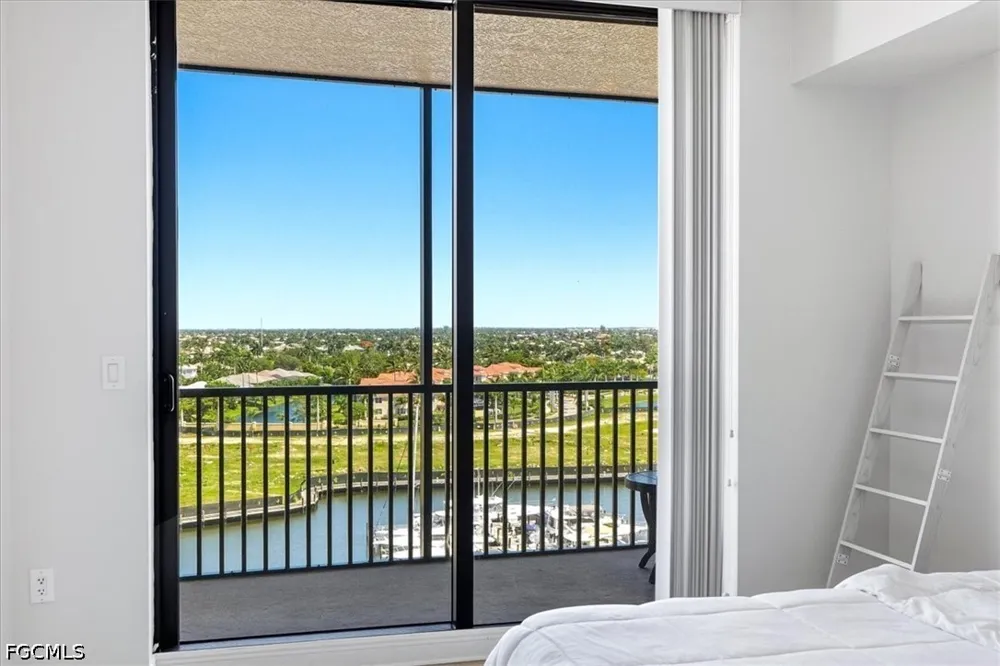 Cape Harbour Drive #906 Cape Coral, FL 33914