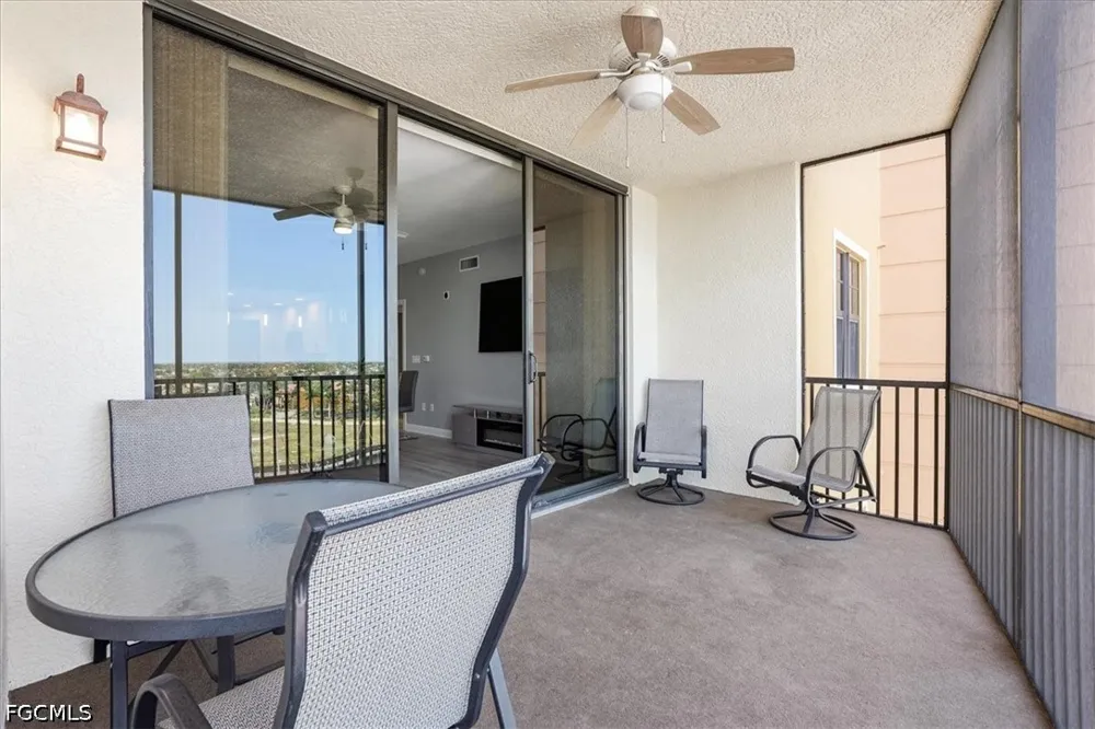 Cape Harbour Drive #906 Cape Coral, FL 33914