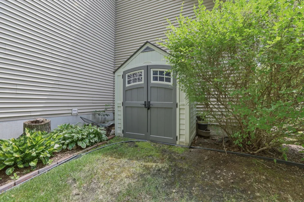 9142 Woodland Drive Saint Bonifacius, MN 55375