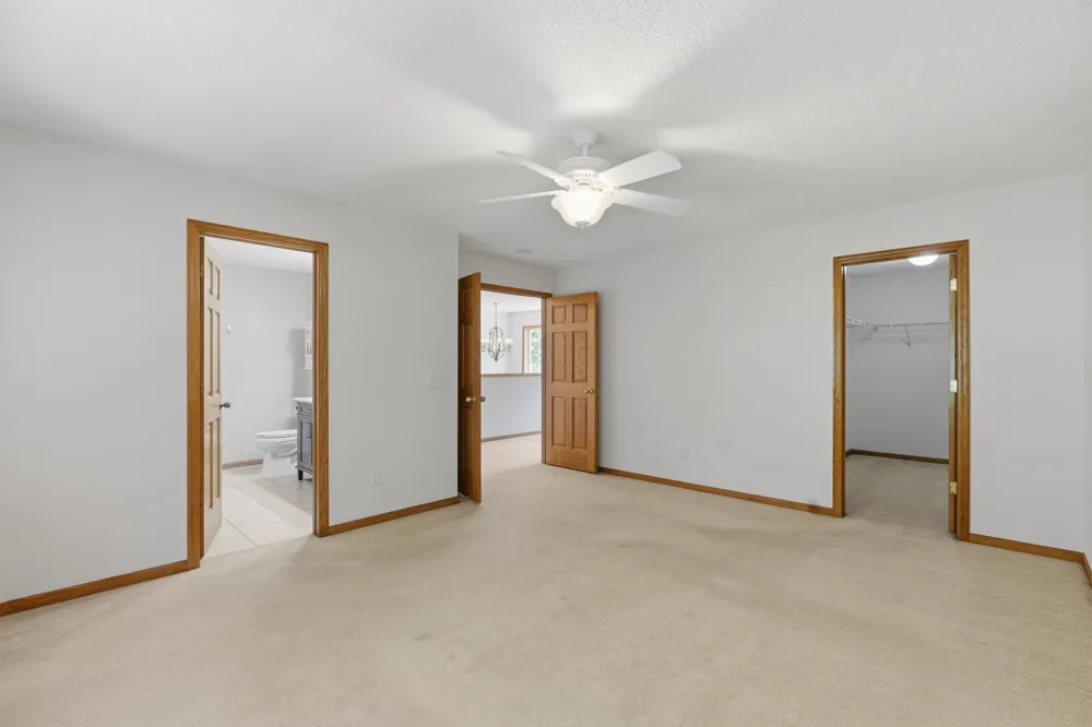 9142 Woodland Drive Saint Bonifacius, MN 55375