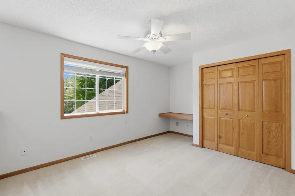 9142 Woodland Drive Saint Bonifacius, MN 55375