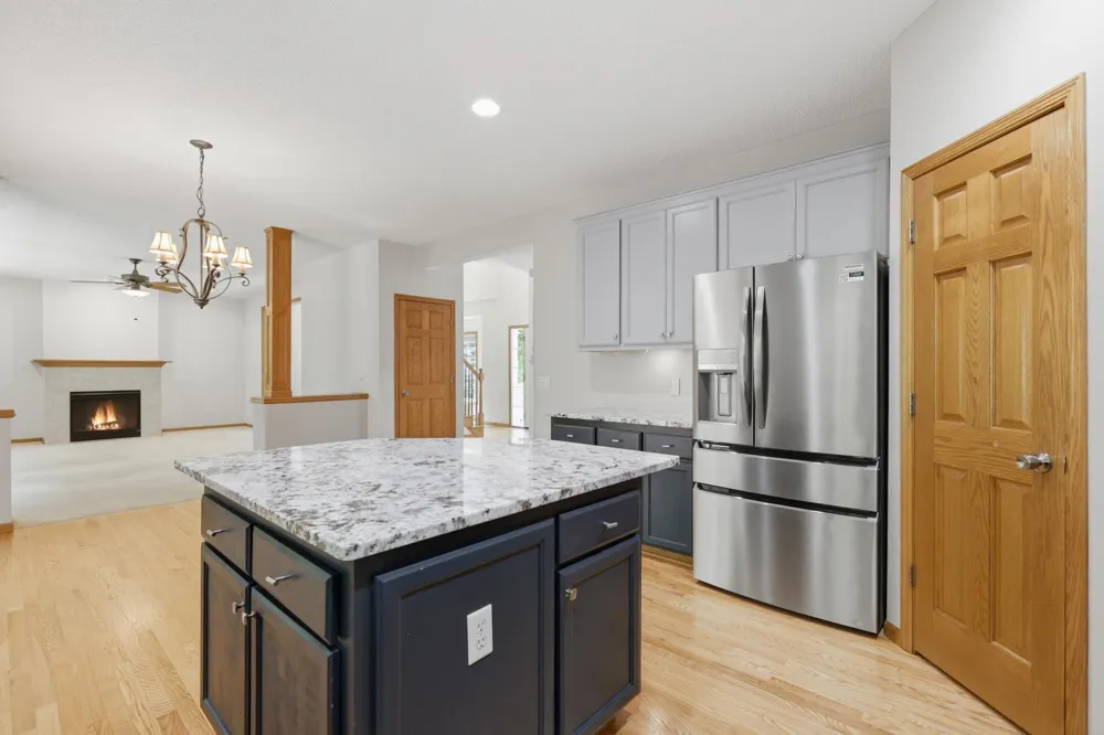 9142 Woodland Drive Saint Bonifacius, MN 55375