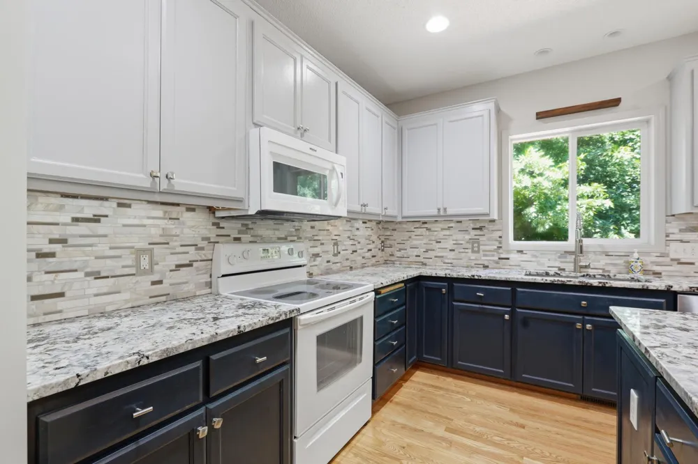 9142 Woodland Drive Saint Bonifacius, MN 55375