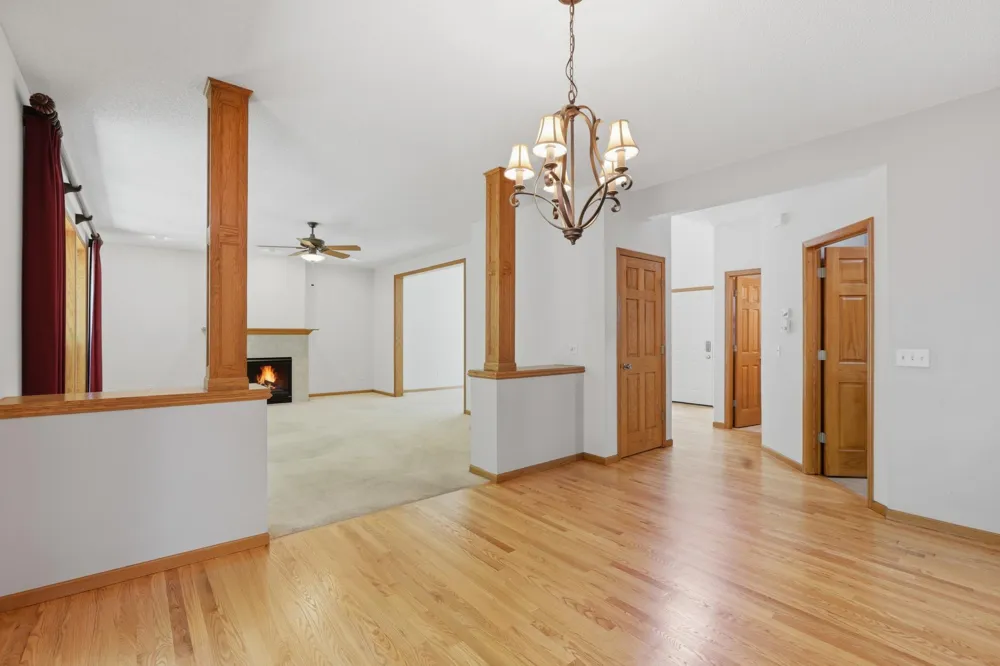 9142 Woodland Drive Saint Bonifacius, MN 55375