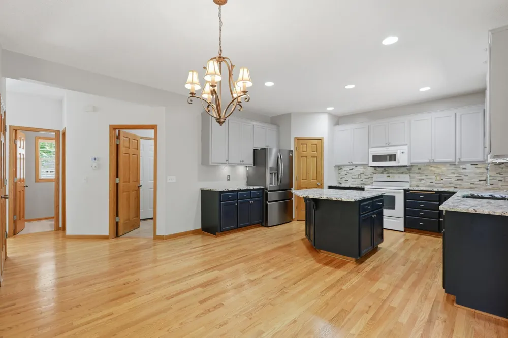 9142 Woodland Drive Saint Bonifacius, MN 55375