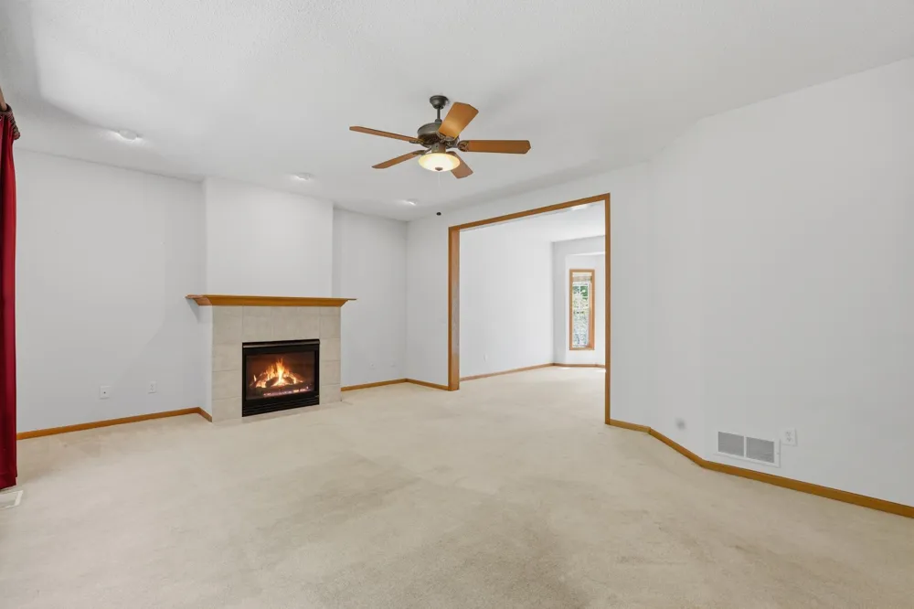 9142 Woodland Drive Saint Bonifacius, MN 55375