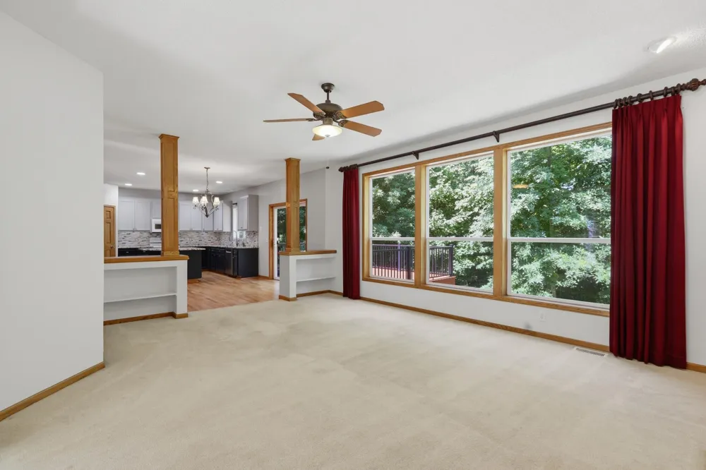 9142 Woodland Drive Saint Bonifacius, MN 55375