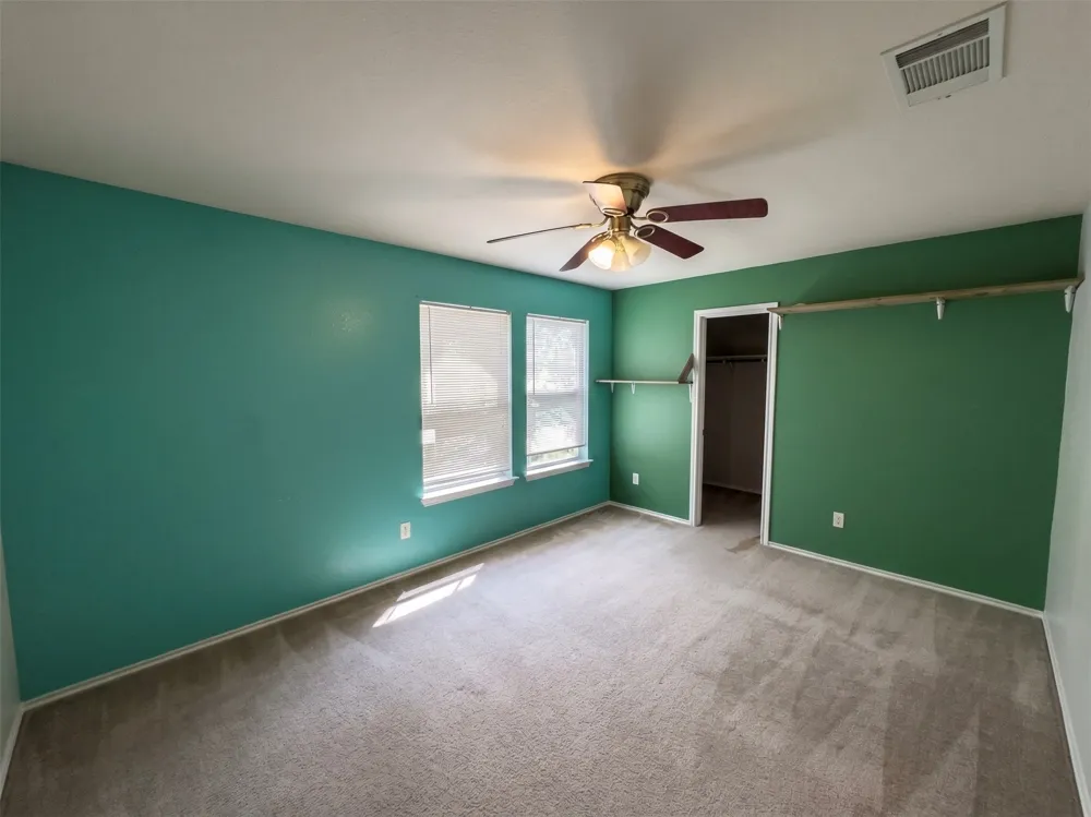 12512 La Paz Lane Del Valle, TX 78617