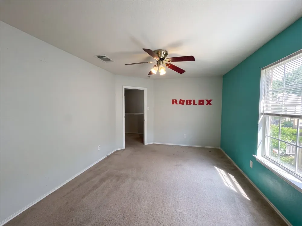 12512 La Paz Lane Del Valle, TX 78617