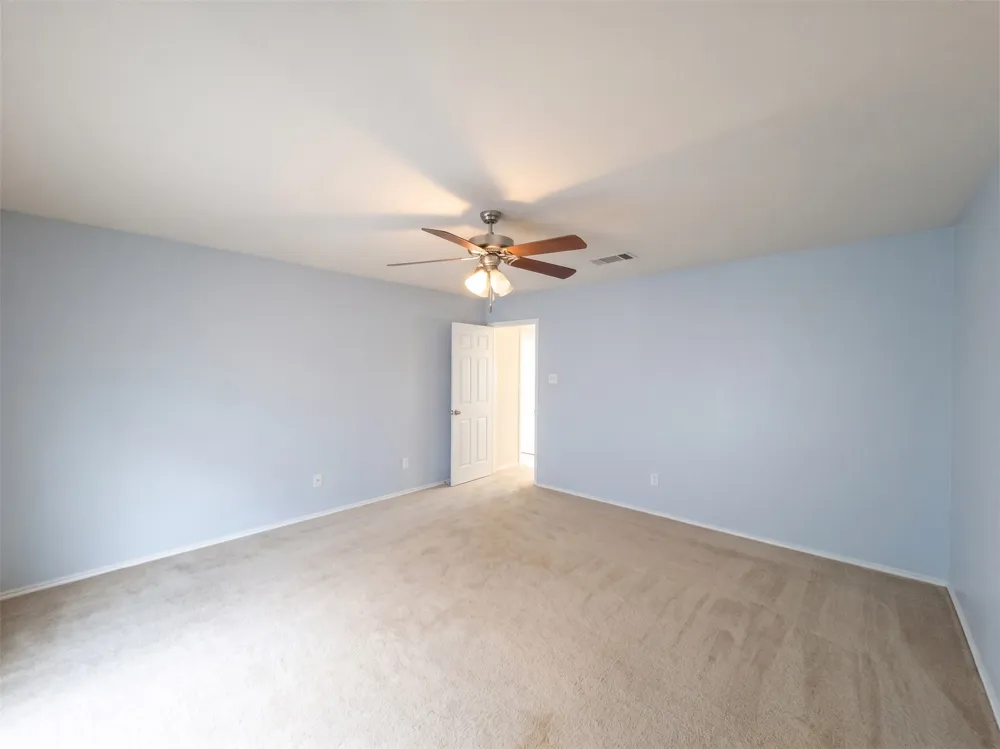 12512 La Paz Lane Del Valle, TX 78617