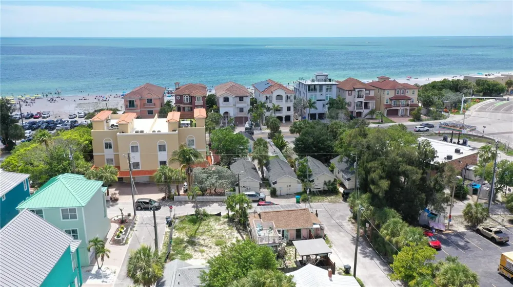 101 95TH AVENUE Treasure Island, FL 33706