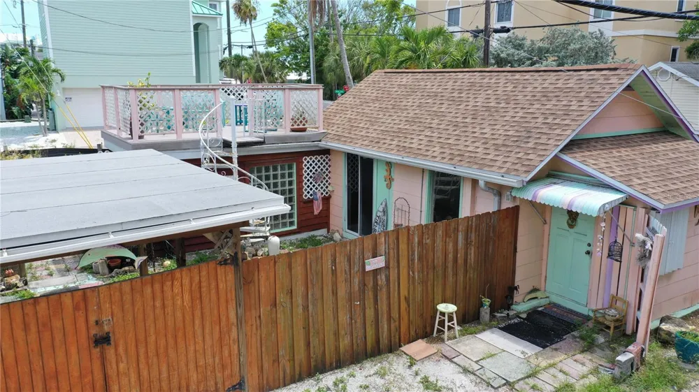 101 95TH AVENUE Treasure Island, FL 33706