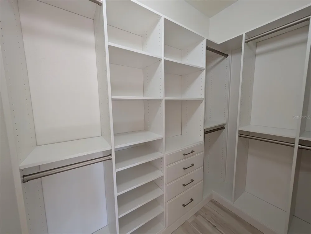 2107 PORTOFINO PLACE #30-302 Palm Harbor, FL 34683