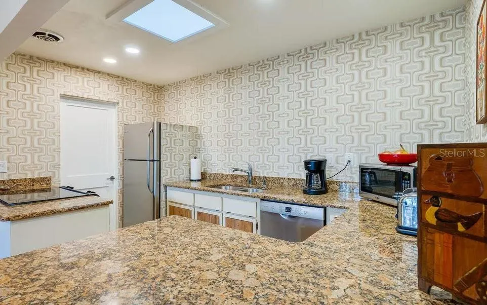 1286 JOHN ANDERSON DRIVE Ormond Beach, FL 32176