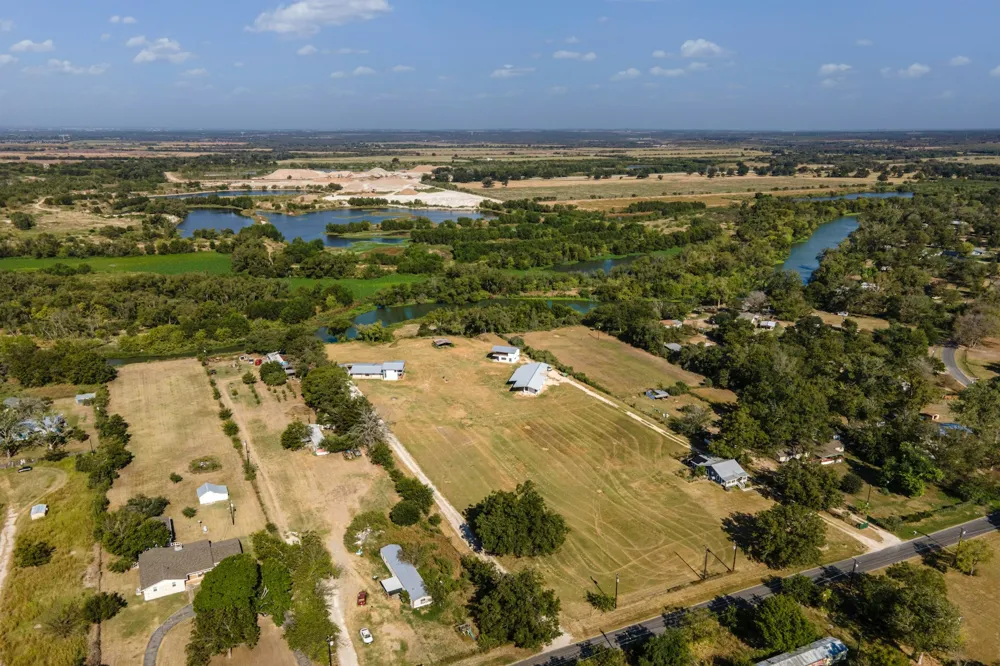 1800 Man O War Drive Del Valle, TX 78617