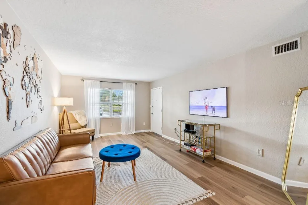 2500 LEE ROAD #104 Winter Park, FL 32789