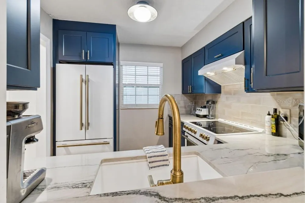 2500 LEE ROAD #104 Winter Park, FL 32789