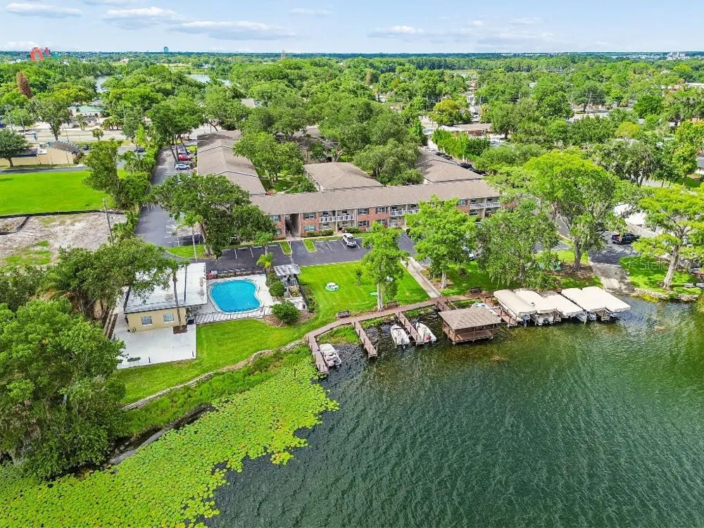 2500 LEE ROAD #104 Winter Park, FL 32789