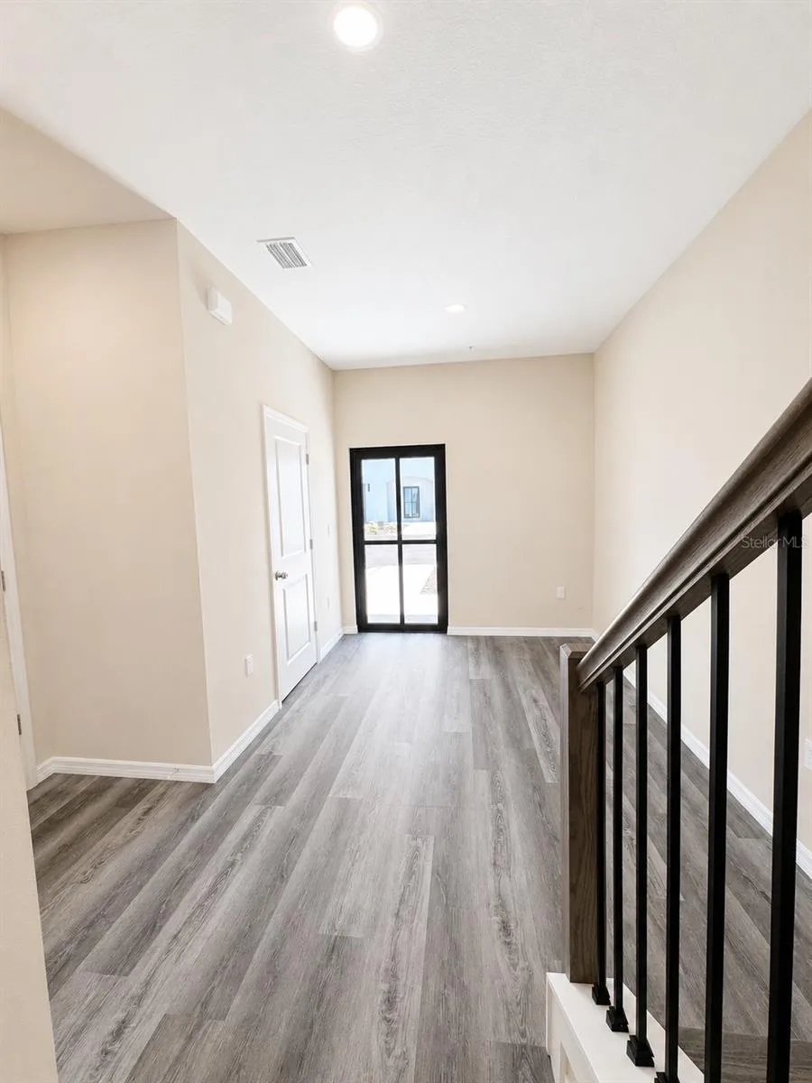 4347 CAMBIO GARDENS COURT Tampa, FL 33610