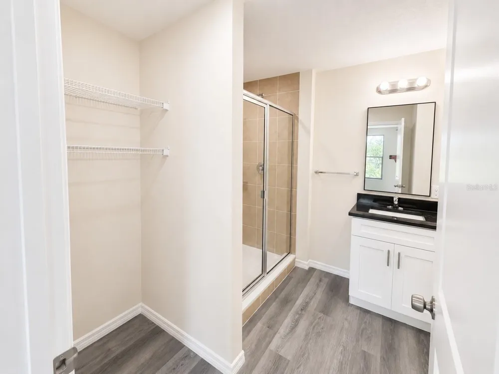 4347 CAMBIO GARDENS COURT Tampa, FL 33610