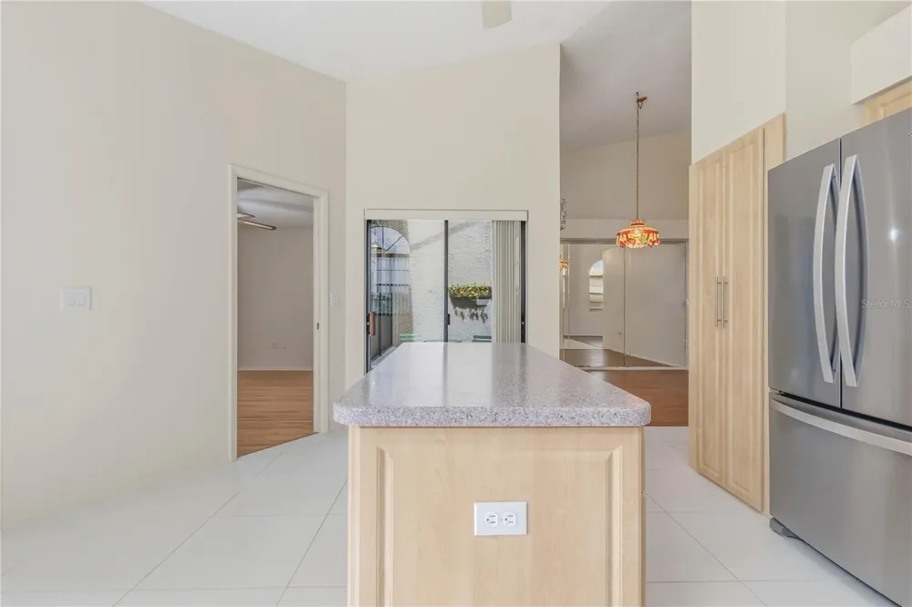 5515 SALEM SQUARE DRIVE S Palm Harbor, FL 34685