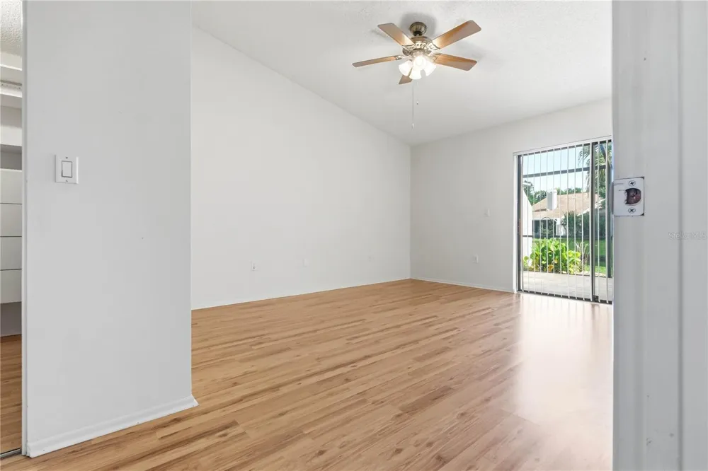 5515 SALEM SQUARE DRIVE S Palm Harbor, FL 34685