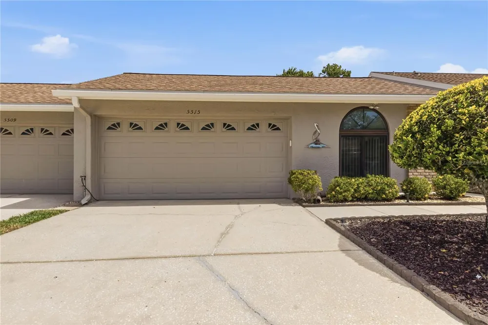 5515 SALEM SQUARE DRIVE S Palm Harbor, FL 34685