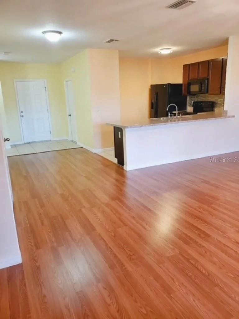 9907 HOUND CHASE DRIVE Gibsonton, FL 33534