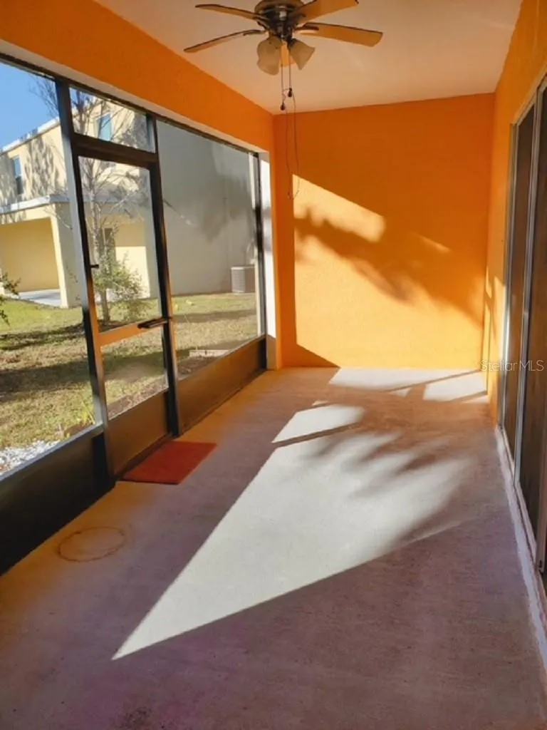 9907 HOUND CHASE DRIVE Gibsonton, FL 33534