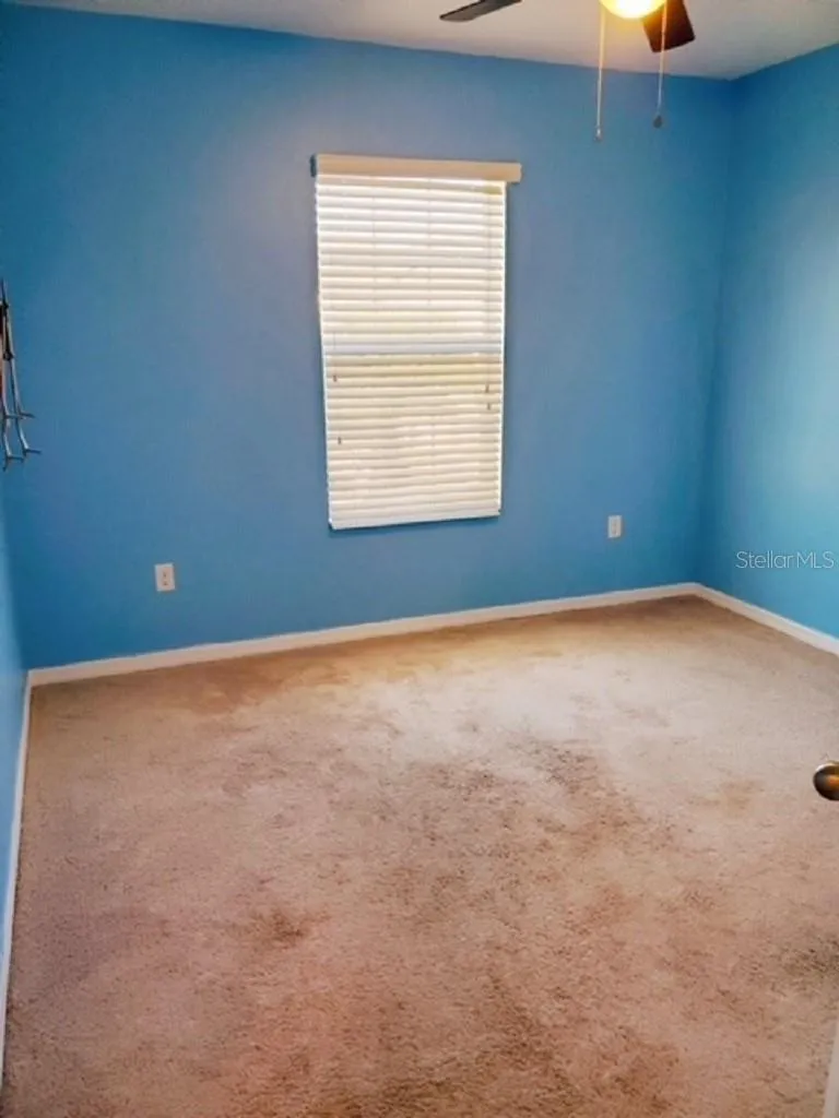 9907 HOUND CHASE DRIVE Gibsonton, FL 33534