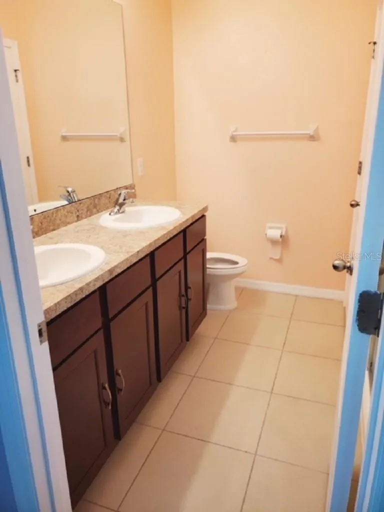 9907 HOUND CHASE DRIVE Gibsonton, FL 33534